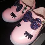 Full size Children Glowing Sneakers Kid Princess Bow for Girls LED Shoes Cute Baby Sneakers with Light Shoes Krasovki Luminous photo review