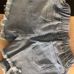 Summer girls jeans baby hot shorts kids denim shorts children bottoms streetwear fashion sequin patch irregular 3 to 8 yrs photo review